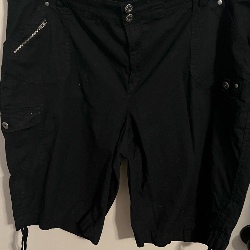 Cato Black Cargo Shorts with Synthetic Fabric
